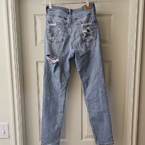 American Eagle Distressed Mom Jeans Size 0
